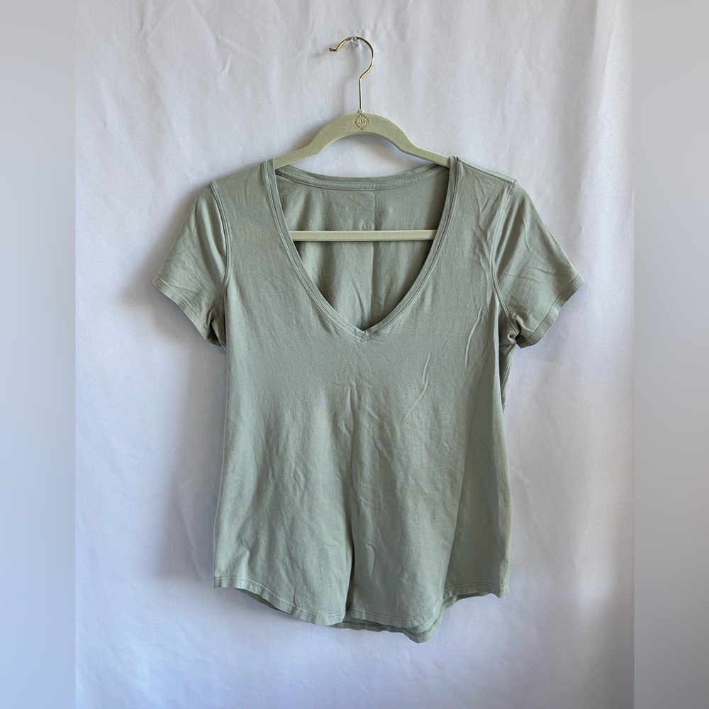 LuluLemon Love T Shirt Sage Green V-Neck Top